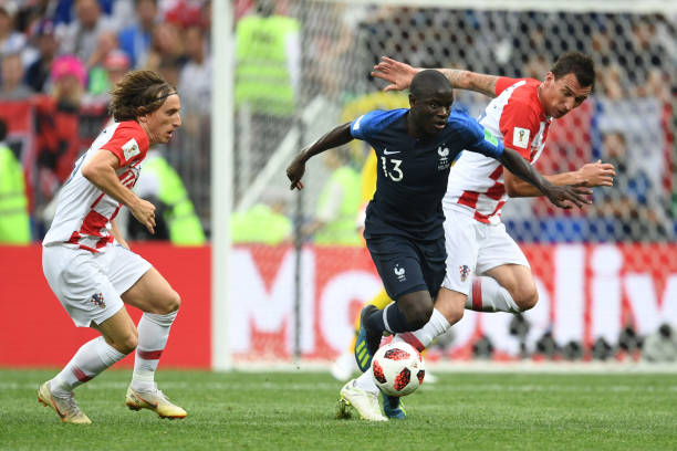 当多名球员 当多名球员